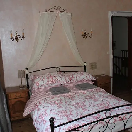 Le Chateau De Lesterie