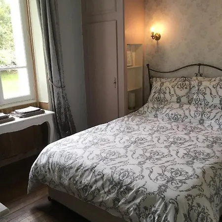 Le Chateau De Lesterie 住宿加早餐酒店 Saint-Maurice-des-Lions
